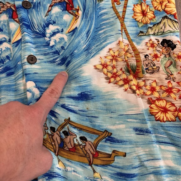 Pineapple Connection Men's Medium Hawaiian Multicolor Surfing Hula Girls‎ AOP - Picture 5 of 12